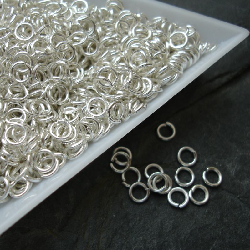 Kroužky spojovací - průměr 4mm - stříbrné - 1000 ks