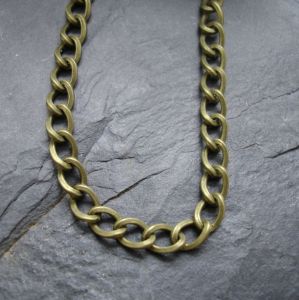 Řetízek twist cca 6x4,4mm - starobronzový - 1 m