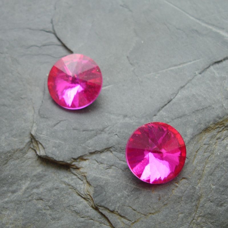 Skleněný broušený kamínek rivoli 16mm - sytě růžový - 1 ks