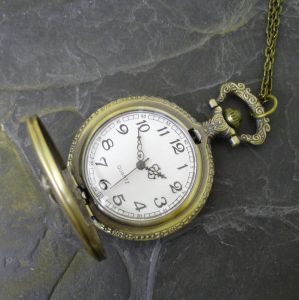 Kapesní hodinky "cibule" - starobronzové č. 1. - 1 ks