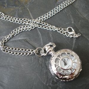 Komponent malé kapesní hodinky "cibule" s ornamentem II. - platinový - 1 ks