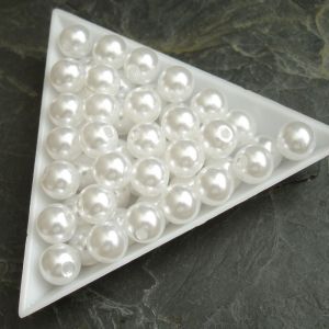 Plastové ( imitace perel ) korálky cca 8 mm - bílé | 20 ks, 200 ks
