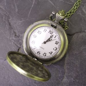 Kapesní hodinky "cibule" - starobronzové č. 8. - 1 ks