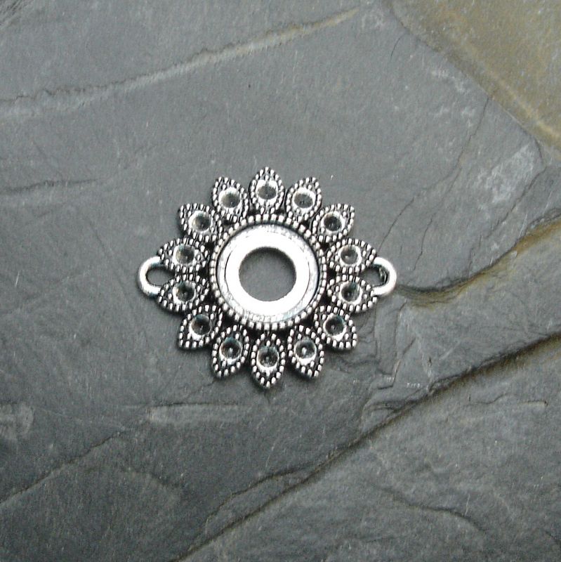 Konektor, mezikus květ 27x22mm - starostříbrný