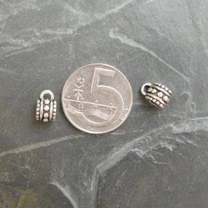 Kovový závěs 6,5x7,2mm - starostříbrný - 5 ks