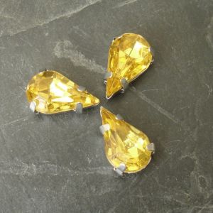 Našívací akrylové kamínky 13x8mm v kotlíku - jantarové 