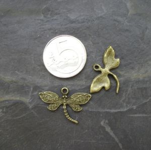 Přívěsek vážka cca 27x20 mm - starobronzová