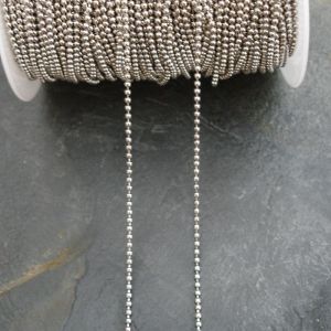 Řetízek kuličkový 1,5mm - platinový - 1 m