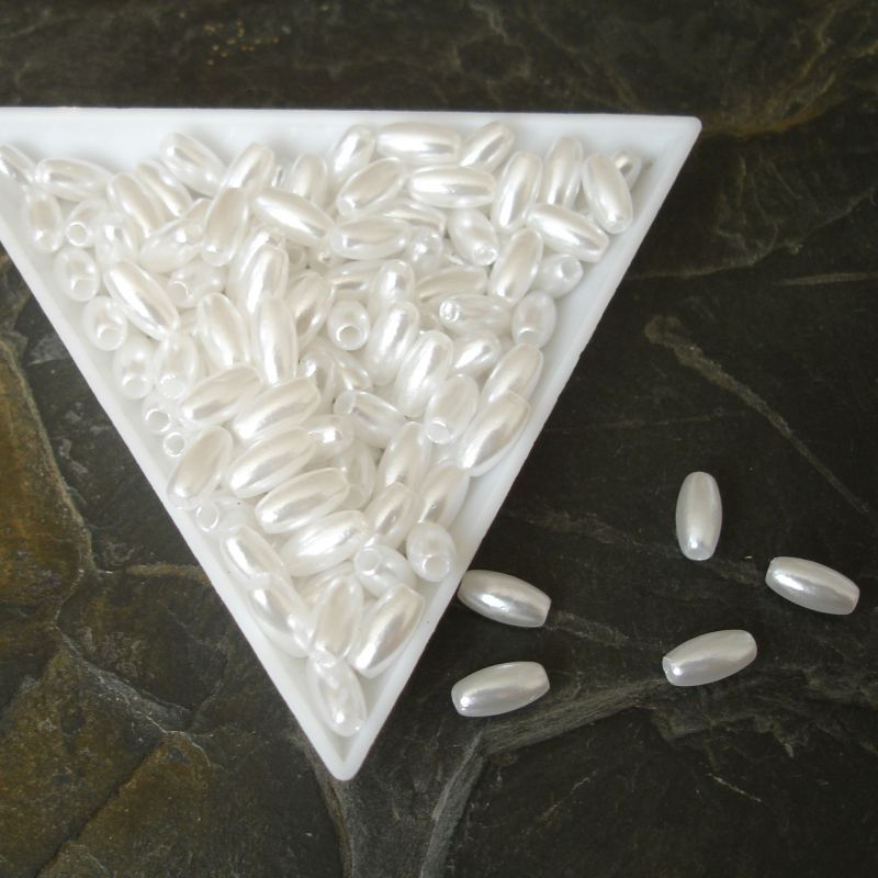 Plastové korálky rýže cca 8x4mm - bílé - 500 ks