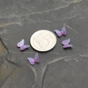 kabošon plastový motýlek 8x11x2,5mm - fialový - 2 ks