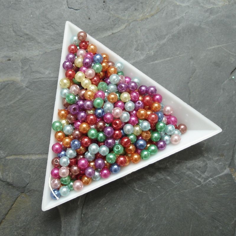 Plastové ( imitace perel ) korálky cca 4 mm - mix barev I.