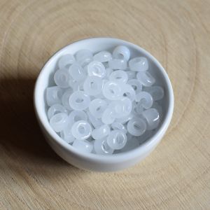 Rokajl kroužky cca 7 mm - bílý mléčný | 10 g, 50 g