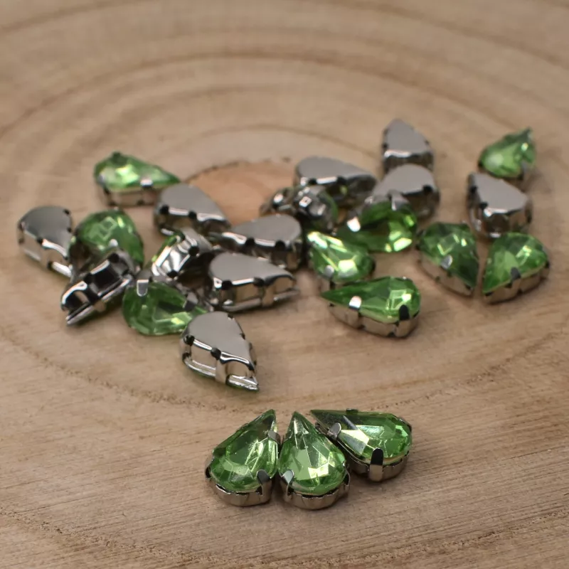 Našívací akrylové kamínky 10x6mm v kotlíku - zelené sv.